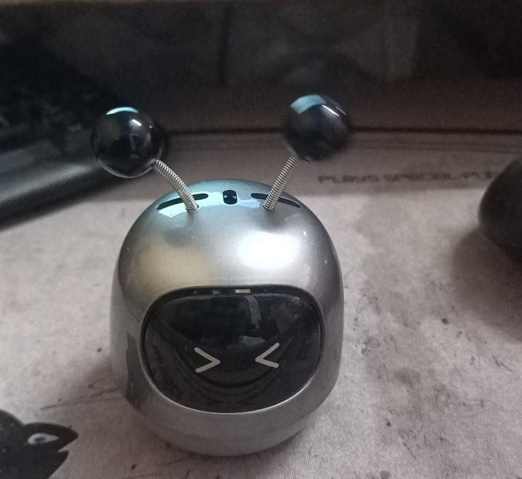 AeroBot™ – Intelligent Robot Car Air Freshener