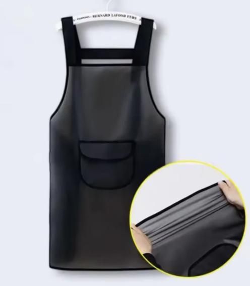 ClearGuard™ Pro – Adjustable Oil-Proof & Waterproof Transparent Cooking Apron